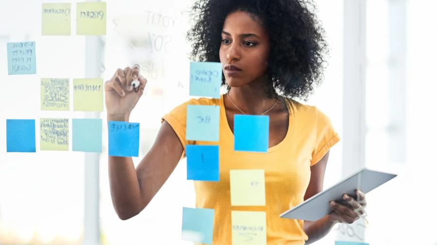 Setting Year-End Goals to Supercharge Your Success in 2025