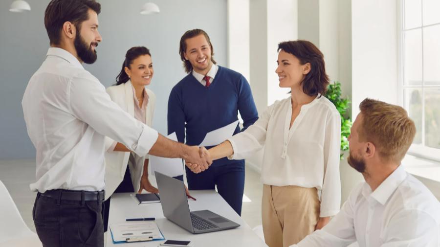 The Power of First Impressions – Winning Clients from the Start