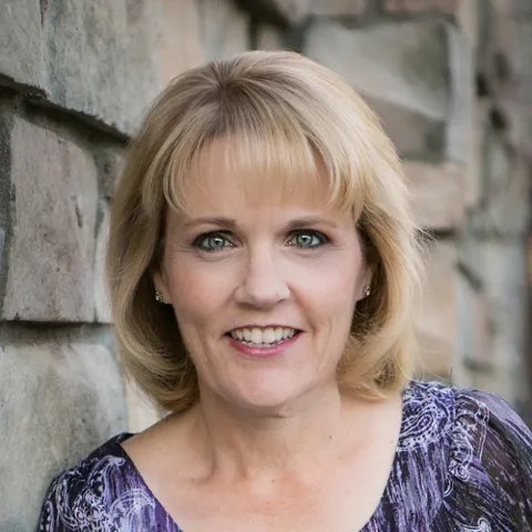 Laurie Sanders