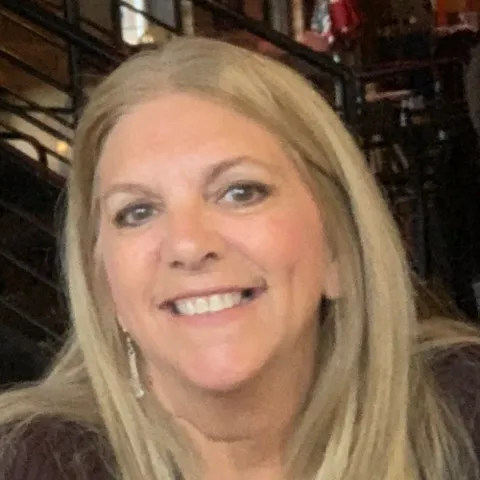 Vicki Huntsinger