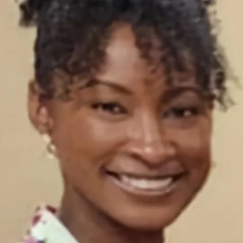 Leah Simmons