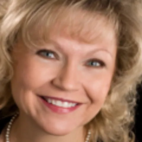 Leslie Lubovich