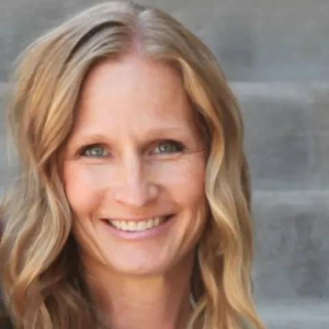 Jennifer Peterson
