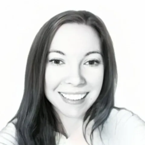 Christina Nicoll
