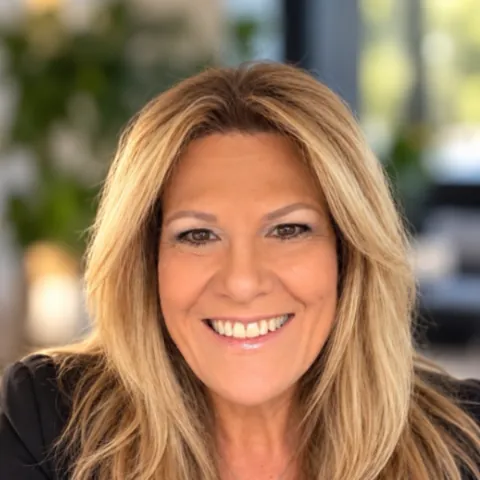 Kim Foster