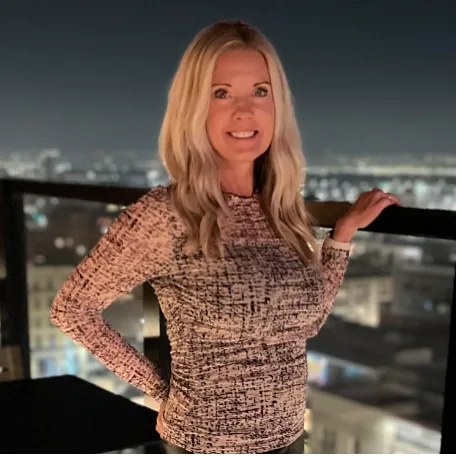 Julie Law